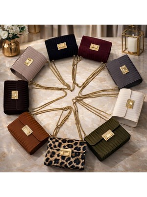 Adım Moda Gold Zincir Detaylı Kadın Mini Omuz Çantası – Lüks Kilitli Tasarım