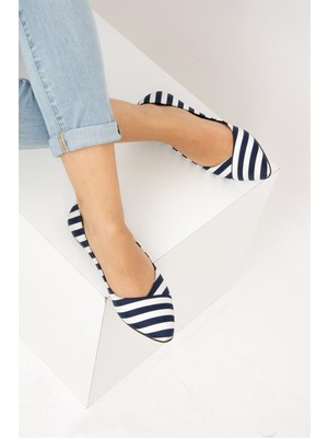 Fox Shoes Lacivert/beyaz Kadın Babet F726803204