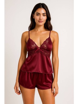 Çeyize Dair Herşey Bordo Ipek Saten Dantel Detaylı Askılı Şortlu Takım
