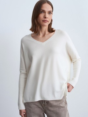 Dilvin 10844 V Yaka Kaşmir Karışımlı Kazak-Ekru