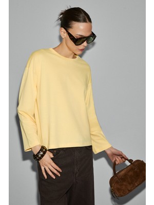Grimelange Basıl Kadını Oversize %100 Organik Pamuk Örme Uzun Kol Sarı T-Shirt