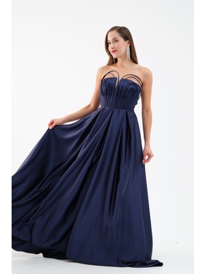 Lafaba Kadın Lacivert Göğüs Detay Uzun Saten Abiye Elbise