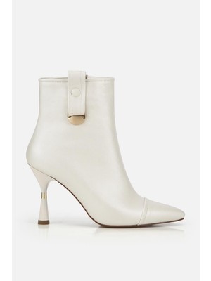 Yaya By Hotiç Kadın Kemik Dikiş Detaylı Gold Detaylı Tokalı Ince Topuklu Bot
