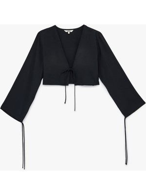 Koton Modal V Yaka Uzun Kollu Bağlamalı Crop Bluz