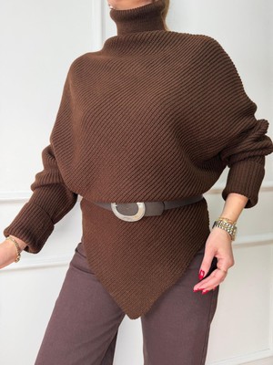 Size Özgü Kahve Kemerli Verev Triko