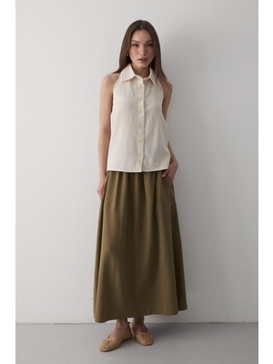 Jaste Kadın Yakalı Sıfır Kol Sırt Kısmı Acık Lastikli Keten Bluz EKRU