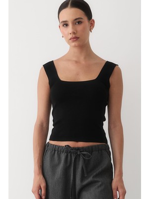 Jaste Kadın Kolsuz Kalın Askılı Kare Yaka Triko Atlet SİYAH