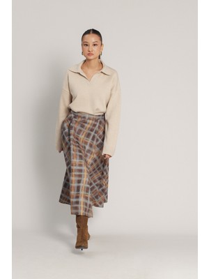 Nisan Triko Kareli Kloş Etek