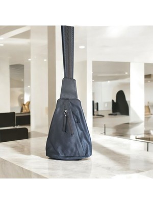 Valentina Victoria Çanta Valvic Hakiki Deri Transformer Bayan Çantası(Sırt Vebanan Çanta).askı Fermuarla Ayarlanıyor.