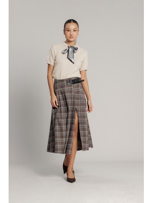 Nisan Triko Bisiklet Yaka Fularlı Triko Kazak