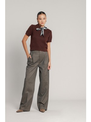 Nisan Triko Bisiklet Yaka Fularlı Triko Kazak