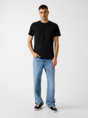 Guess Kısa Kollu Bisiklet Yaka Yeni Teknik Esnek Erkek Siyah T-Shirt M6RI19KD202-JBLK