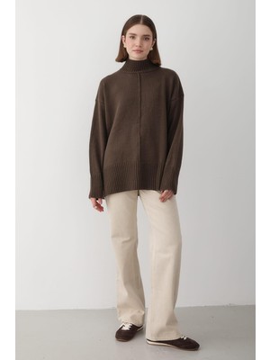 Jaste Kadın Oversize Balıkçı Yaka Triko Kazak