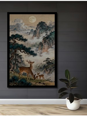Doğal Orman Geyikleri ve Dolunay Manzarası Yağlı Boya Görünümlü Ahşap Tablo Çerçeve Görünümlü
