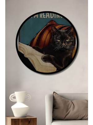 Siyah Kedi Kitap Okurken Tablosu Yuvarlak Duvar Tablosu Çerçeve Görünümlü