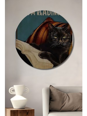 Siyah Kedi Kitap Okurken Tablosu Yuvarlak Duvar Tablosu