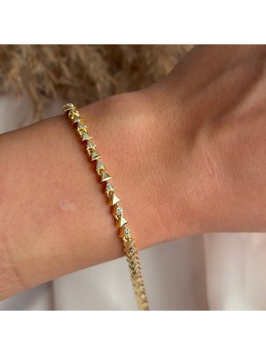 Jiwi Gold Üçgen Taşlı Bileklik