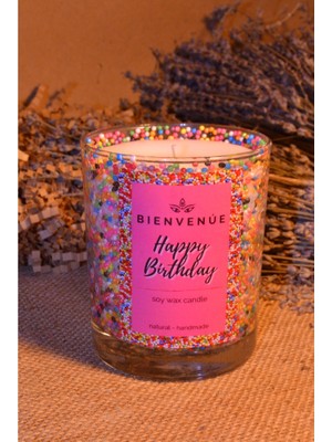 Bienvenue "Happy Birthday" Papatya Kokulu Doğal Soya Bardak Mum