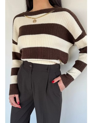 Gülseli Kadın Kolyeli Triko Kazak P-00020161