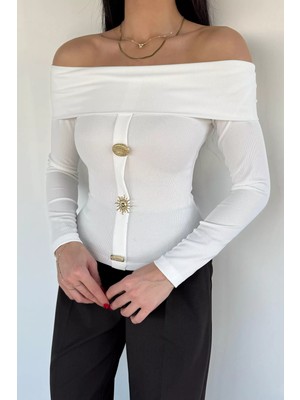 Gülseli Kadın Madonna Yaka Gold Detaylı Bluz P-00020147