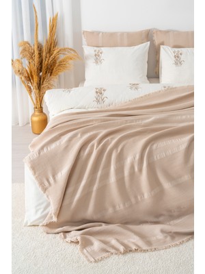 Amara Cappuccino Nakışlı Çift Kişilik %100 Pamuklu Nevresimli Pike Seti - 7 Parça Çeyiz Seti