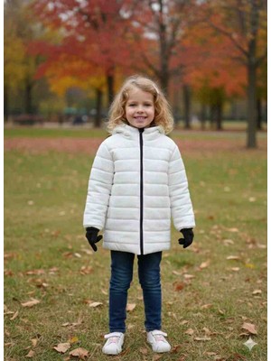 Parlak Işıltılı Içi Kürklü Kapüşonlu Su ve Rüzgar Geçirmez Kız Çocuk Montu