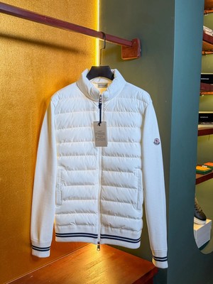 Moncler Logo Detaylı Erkek Çelik Örme Mont