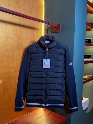 Moncler Logo Detaylı Erkek Çelik Örme Mont