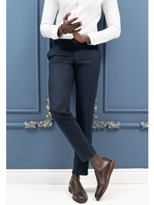 Notra Slimfit Pamuklu Kendinden Çizgili Mevsimlik Kumaş Pantolon