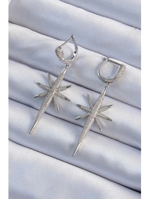 Calperia Pirinç Gümüş Renk Zirkon Taş Kaplama Kutup Yıldızı Tasarımlı Kadın Küpe