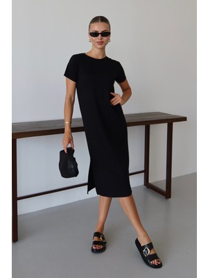 Balenbi Kadın Modal Kumaş Yarım Kol Yırtmaçlı Diz Altı Elbise 1100