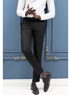 Notra Slimfit Pamuklu Kendinden Çizgili Mevsimlik Kumaş Pantolon