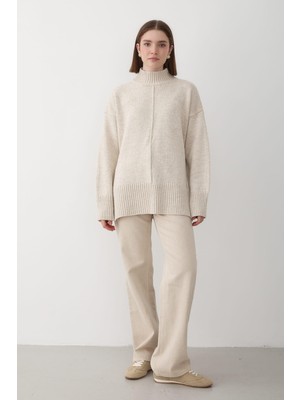 Jaste Kadın Oversize Balıkçı Yaka Triko Kazak BEJ