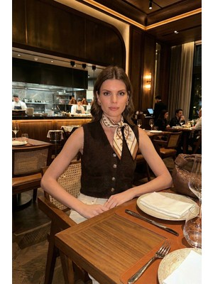 Lela Regular Fit V Yaka Yumuşak Dokulu Düğmeli Yelek Bayan Yelek 4615241