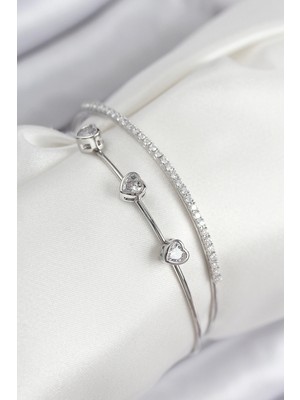 Calperia Pirinç Zirkon Taşlı Kalp Model Gümüş Renk Kadın Bileklik