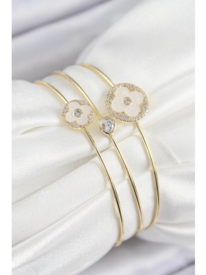 Calperia Pirinç Zirkon Taşlı Yonca Model Gold Renk Vip 3'lü Kadın Bileklik