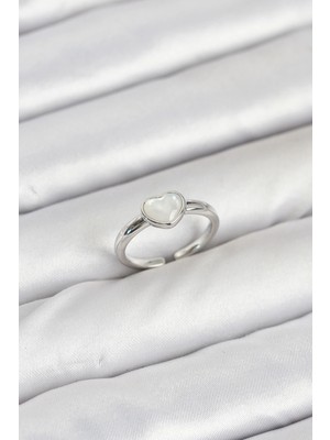 Calperia Pirinç Gümüş Renk Kalpli Kadın Yüzük