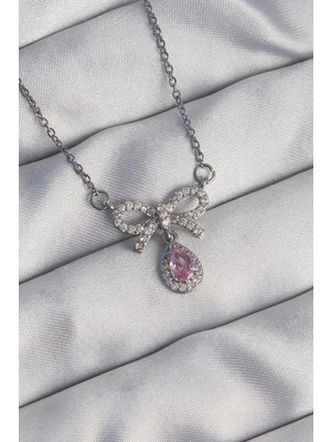 Calperia 316L Çelik Gümüş Renk Fiyonk Detay Pembe Zirkon Taşlı Damla Kolye