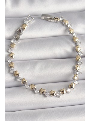 Calperia Pirinç Gümüş Renk Zirkon Taşlı Gold Kalpli Vıp Seri Kadın Bileklik