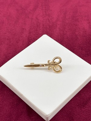 Calista Aksesuar Minik Parlak Taşlı Makas Figürlü Gold Broş