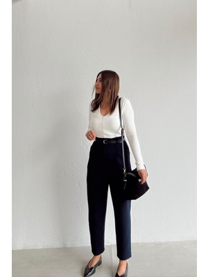 Et Lacivert Kemerli Havuç Pantolon