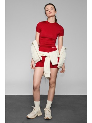 Urban Beat Flexora Kadın Yuvarlak Yakalı Baskı Detaylı Slim Fit Sporcu Kırmızı T-Shirt