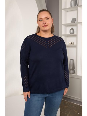 Rmg Kol ve Yaka Ajur Desenli Büyük Beden Triko Lacivert