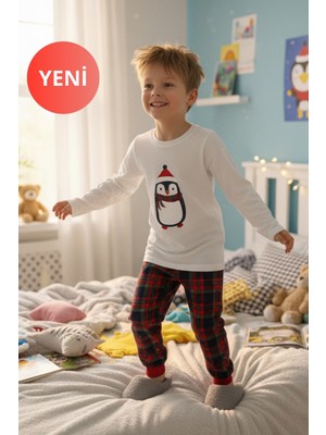 Dofi Erkek Çocuk 1738 Kışlık Ekose Pijama Takımı – Penguen Baskılı, Bisiklet Yaka, Manşetli Paça
