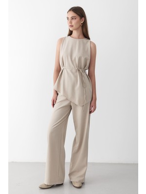 Jaste Kadın Bisiklet Yaka Kuşak Detaylı Bluz& Beli Lastikli Pantolon Alt&Üst Takım BEJ