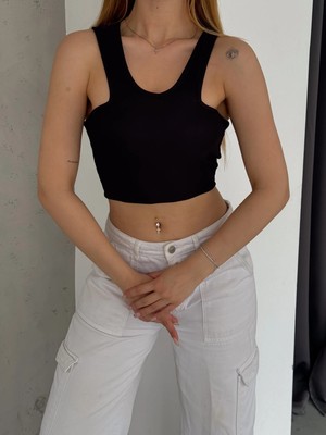 Qutta Kadın V Yaka Kalın Askılı Sıfır Kol Crop Bluz