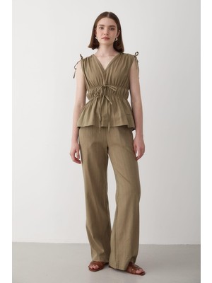 Jaste Kadın Omuz Bel Büzgülü Bluz & Beli Lastikli Pantolon Keten Takım HAKİ