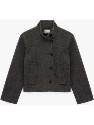 Koton Uzun Kollu Dik Yaka Cep Detaylı Düğmeli Crop Ceket