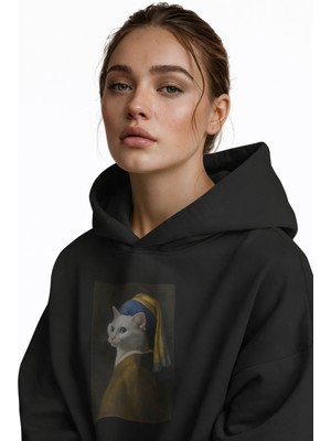 Muhtar Store Kadın Inci Küpeli Kedi Baskılı Siyah Hoodie – 3 Iplik Şardonlu Kapüşonlu Sweatshirt