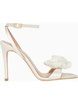 Rose Des Vents 100, Lüks Saten Topuklu Sandalet, Çiçek Detaylı Zarafet